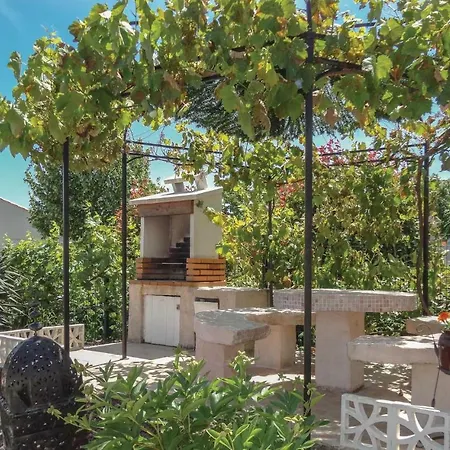 Ferienhaus Three-bedroom Holiday In
