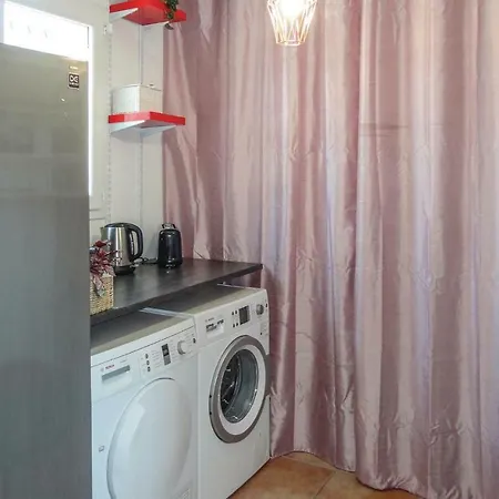 Three-bedroom Holiday In Ferienhaus Servian