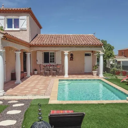 Three-bedroom Holiday In Ferienhaus